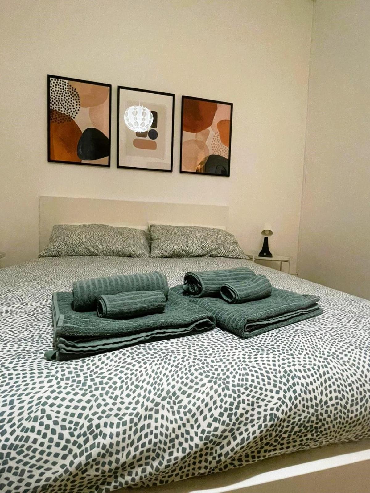 Olivuzza Rooms In Apartment Palerme Extérieur photo